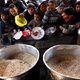 Gazi kljub delnemu izboljšanju stanja še naprej grozi lakota
