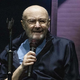 Slaboten Phil Collins na prvem koncertu poslovilne turneje nastopil sede