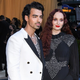 Sophie Turner in Joe Jonas se veselita drugega otroka