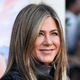 Jennifer Aniston se je odzvala na trditev, da so Prijatelji žaljivi