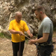 Novinar in politik preizkusila medsebojno zaupanje v skali pod Šmarno goro