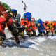 Odnašanje trupel z Everesta: 'Bruhanje, kašljanje, glavoboli'