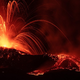 Spektakularna predstava nad Etno: fontana lave in vulkanski pepel