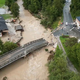 Zgodovinska povodenj: Trbiž postal mesto duhov, kako je v Poljanah in Strugah?