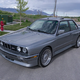 Prodan BMW M3 E30 z verjetno največ kilometri na svetu: pošteni prodajalec mu ni prevrtel števca