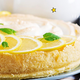 Recept: Najboljša brezglutenska LIMONINA TORTA, ki jo pripraviš 1, 2, 3 (če še nimaš sladice za goste)