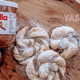 Recept: Slastne Nutelline rolice iz le DVEH sestavin