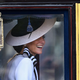 Kate Middleton se je vrnila: Princesa nasmejana v javnosti, a vsi so opazili le eno stvar (FOTO)