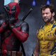 Recenzija filma Deadpool in Wolverine: Poredni junak na varnem tudi pri Disneyju