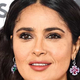 Osupljiva Salma Hayek ponovno podžgala Instagram v seriji zapeljivih fotografij. Katera obleka vas najbolj prepriča?