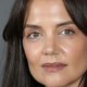 Od vseh stajlingov je ta najmanj primeren za kombinacijo s pajkicami: Katie Holmes kraljica udobja ali slabega okusa?