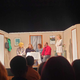 FOTO: Igra "Ni lahko biti ženska" v izvedbi Gledališke skupine Šmiklavž napolnila dvorano v Podgorju s smehom