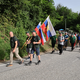 FOTO: 10. pohod v spomin na prvi strel v vojni za samostojno Slovenijo v Pogancih