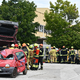 FOTO in VIDEO: Gasilci v Mariboru s simulacijami dejanskih prometnih nesreč urijo svoje znanje