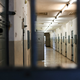 Pismo bralca razkriva zaskrbljujoče stanje v mariborskem zaporu