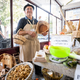 FOTO: V Mariboru festival, na katerem diši po pečenih kostanjih in moštu