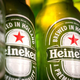 Zakaj teoretiki zarot prisegajo, da ne bodo nikoli več spili Heinekena