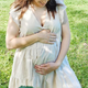 Znana Slovenka sporočila veselo novico: postala bo mama