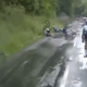 Kakšna drama! V množičnem padcu poškodovanih več kolesarjev, na tleh tudi Roglič (VIDEO)