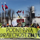 Petkov podnebni protest v Sloveniji – Boj za prihodnost planeta ali zgolj “špricanje” pouka?