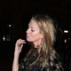 Kate Moss vinjena padala po ulicah Pariza