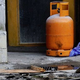 Slovenski Javornik: V eksploziji plina v stanovanju umrl 74-letni moški