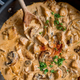 Recept: Goveji Stroganov z gobami