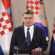 Hrvaško ustavno sodišče: Predsednik ne sme kandidirati na parlamentarnih volitvah, ne da bi pred tem odstopil