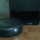 Katerega robota Roomba naj izberejo lastniki domačih živali?