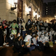 Propalestinski protestniki so na univerzi Columbia zasegli stavbo fakultete