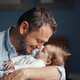 Študija kaže, kako se možgani novopečenih očetov spremenijo po rojstvu otroka