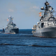 Ruske bojne ladje plujejo v smeri ZDA, Kijev ukazal evakuacijo