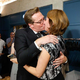 Prebilič mandat proslavil s strastnim poljubom (FOTO)