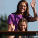 To je javnosti ostalo skrito, a posnetek razkriva, da je Kate Middleton jokala (VIDEO)