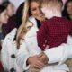 Melania Trump razveselila otroke, zlobni jeziki pa so se obregnili ob to (VIDEO)