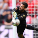 Neville: Liverpoolu je naslov prinesel Alisson