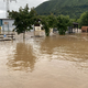 Huda ura ni prizanesla kajakašem v Tacnu