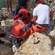 Na rtu Kamenjaku se je pri skoku v vodo s 14 metrov huje poškodovana 22-letnica