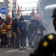 (FOTO) V Franciji več tisoč ljudi protestiralo proti policijskemu nasilju