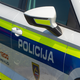 Poziv policije: Neznana voznica v Ljubljani trčila v kolesarko in ji ponudila pomoč, nato pa odpeljala
