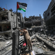 Urad ZN za človekove pravice: Izrael v Gazi ponavljajoče se krši vojne zakone na račun civilistov