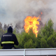 (VIDEO) Ne izgleda dobro: Na Pelješcu izbruhnil požar, gasilcem pomagajo tudi zračne sile