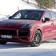 Slinjenje zaradi pretirane moči - Porsche cayenne coupe GTS