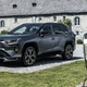 Do 75 kilometrov samo na elektriko - Toyota RAV4 plug-in hybrid