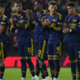 'Še vesoljci so spremljali potop Arsenala': Tekmo EFL pokala je prekinil NLP nad stadionom